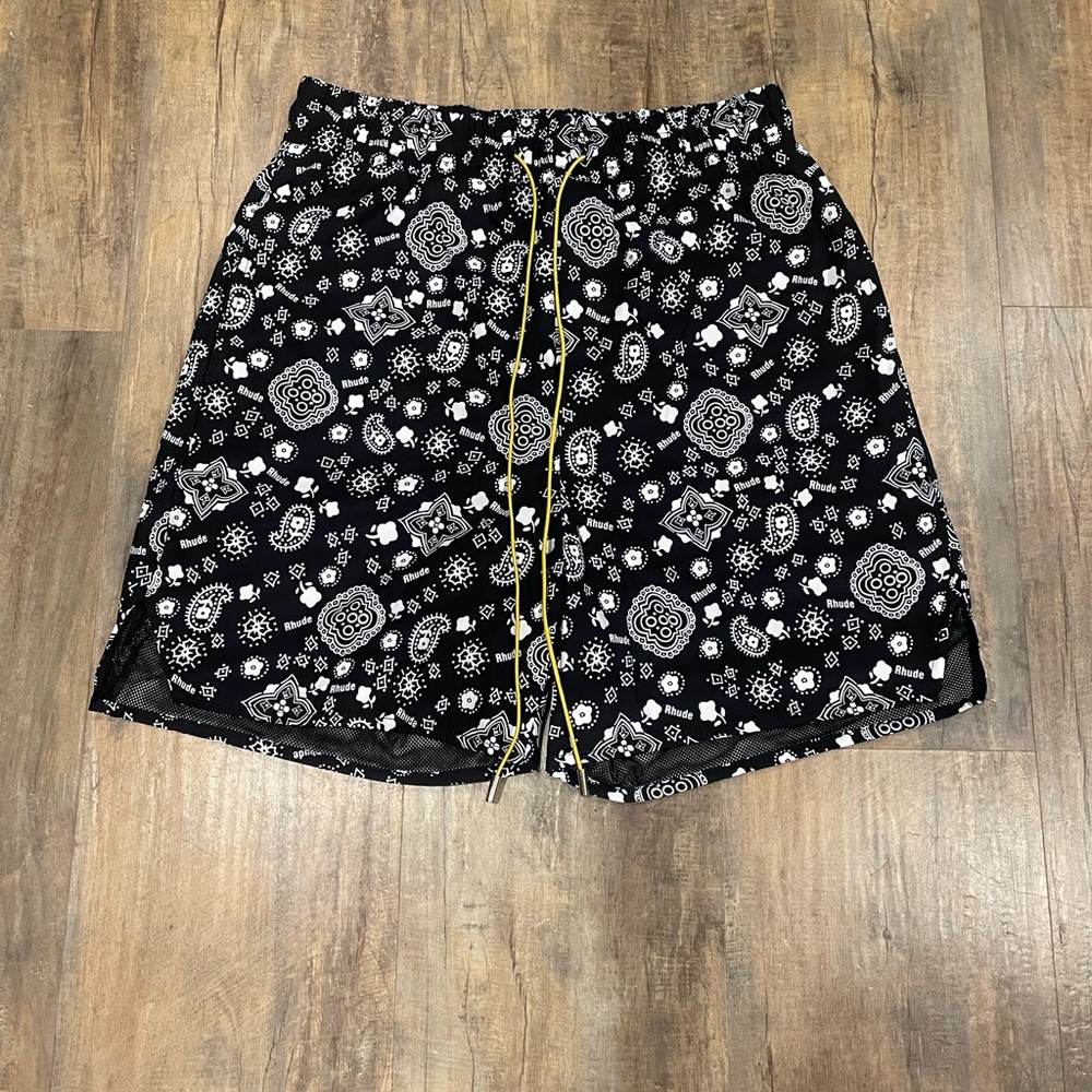 NEW Rhude Bandana Paisley Logo Shorts Black Spell Out RH Swim Trunks